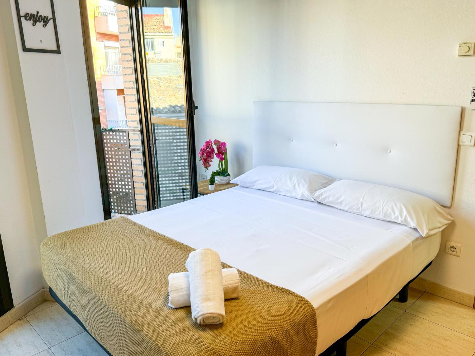 Apartament Enjoy El Pilar Turistea Saragossa Zewnętrze zdjęcie