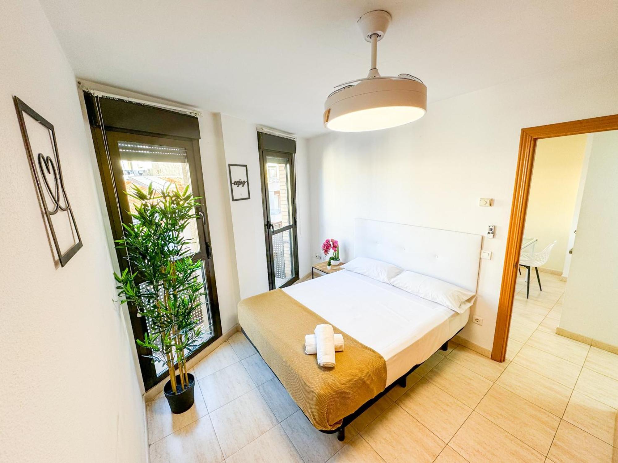 Apartament Enjoy El Pilar Turistea Saragossa Zewnętrze zdjęcie